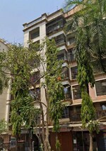 1 BHK 350 Sq.Ft. Apartment in Om Siddhi Apartment Kandivali