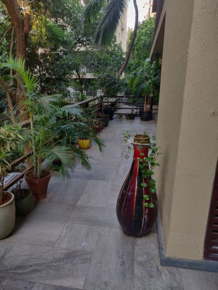 Balcony, oberoi-crest 4 Bedroom 4800 Sq.Ft. Apartment In Khar West Mumbai 10553120