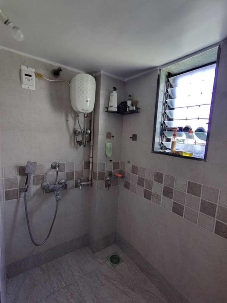 Bathroom, flora-point 1 Bedroom 468 Sq.Ft. Apartment In Mulund West Mumbai 10553135