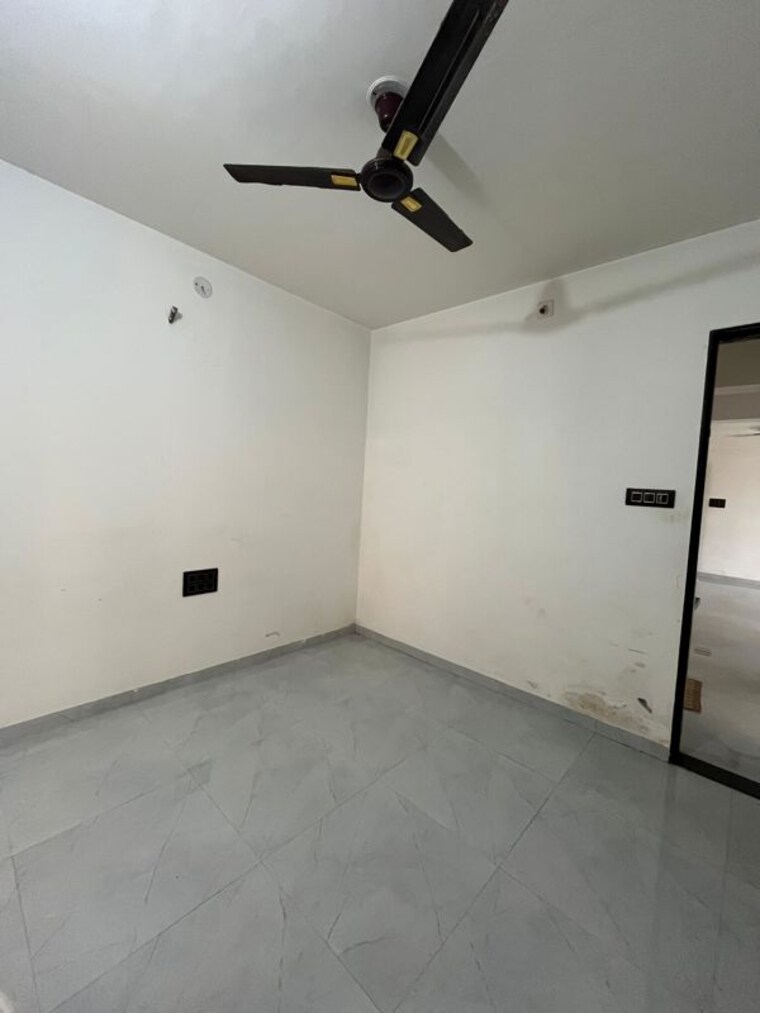 Room, jahangir pura 2 Bedroom 780 Sq.Ft. Apartment In Jahangir Pura Surat 10553102