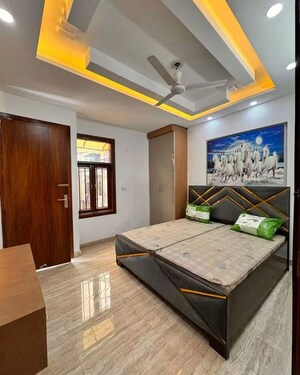 Bedroom in 3 BHK Builder Floor at Uttam Nagar – for Sale