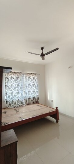 2 BHK Apartment For Rent in Adarsh Greens