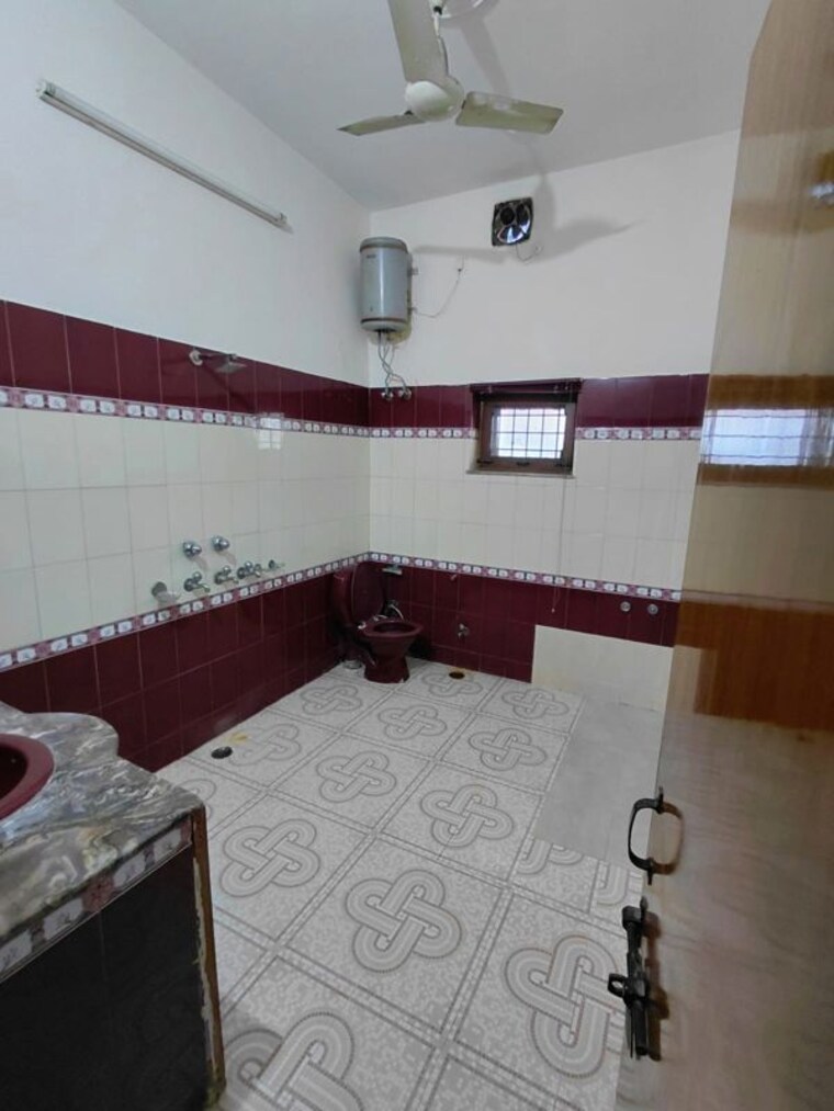 Kitchen, niranjanpur 4 Bedroom 4000 Sq.Ft. Independent House In Niranjanpur Dehradun 10553237