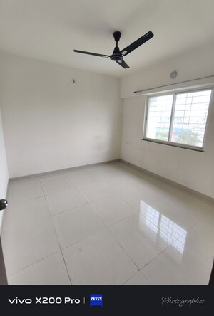Room in 2 BHK Apartment at Wadgaon Sheri – for Rent