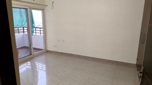 Room in 3.5 BHK Apartment at LDA Parijaat Apartments, Faizabad Road – for Rent