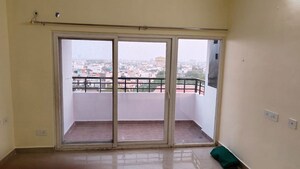 Room in 3.5 BHK Apartment at LDA Parijaat Apartments, Faizabad Road – for Rent