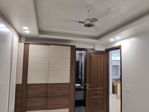 Room in 4 BHK Builder Floor at Sarvodaya Enclave – for Rent