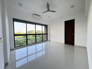 Room in 4 BHK Villa at Lodha Palava City Lakeshore Greens, Dombivli East – for Rent