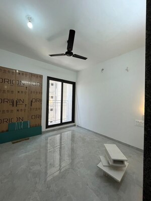 Room in 2 BHK Apartment at Jahangirabad – for Rent