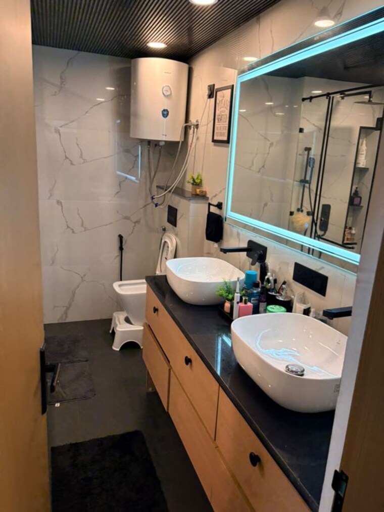 Team Area, orchid-petals 3.5 Bedroom 2061 Sq.Ft. Apartment In Sector 49 Gurgaon 10553354