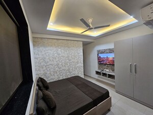 Bedroom in 1 RK Builder Floor at Sector 23 – for Rent