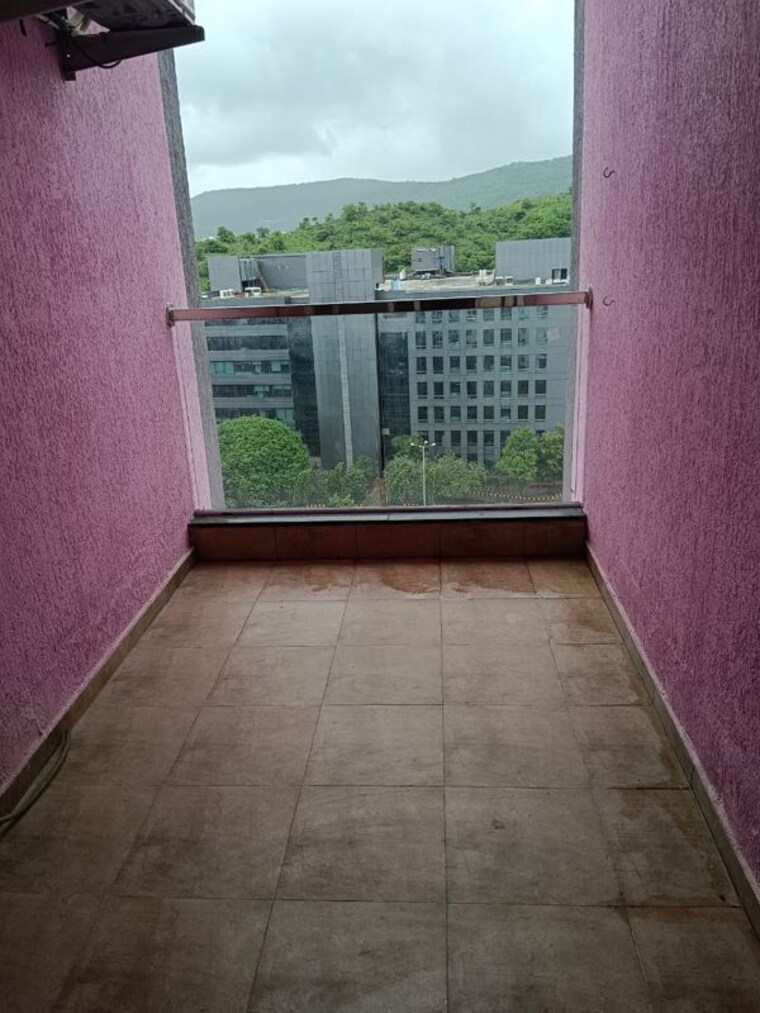 Balcony, kohinoor-tinsel-town 2 Bedroom 720 Sq.Ft. Apartment In Hinjewadi Pune 10553376