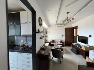Team Area in 2 BHK Apartment at Neelsidhi Atlantis, Nerul – for Sale