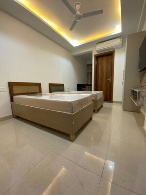 1 RK Independent House For Rent in Sector 22
