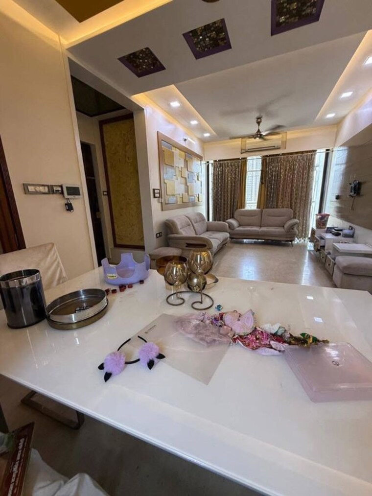 Team Area, lodha-majiwada-tower 3 Bedroom 1500 Sq.Ft. Apartment In Majiwada Thane 10553392