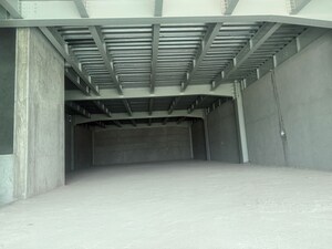 Staircase in  Showroom at Old Faridabad – for Rent