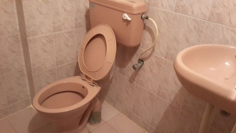 Bathroom, rt nagar 1 Bedroom 645 Sq.Ft. Independent House In Rt Nagar Bangalore 10553468
