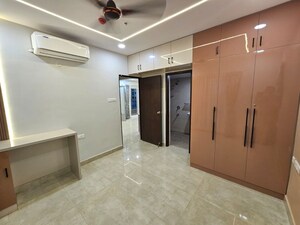 Room in 3 BHK Apartment at Mahindra Ashvita, Kukatpally – for Rent