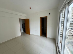 Room in 3 BHK Apartment at Myscape Sanctuary, Hafeezpet – for Rent