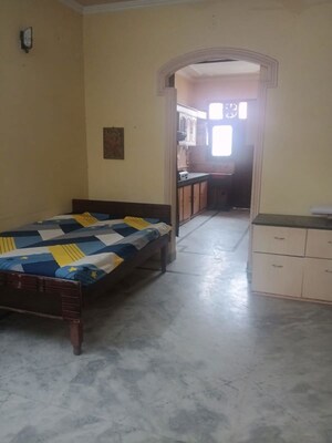 Bedroom in 2 BHK Builder Floor at Sector 34 – for Rent