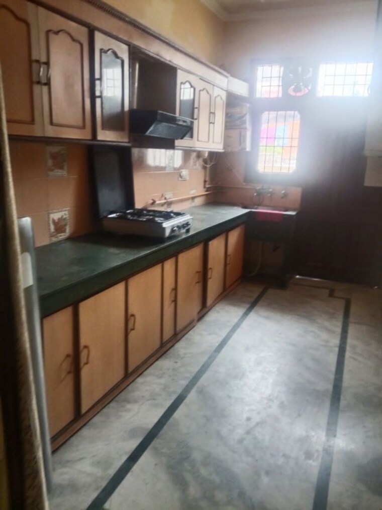 Kitchen, sector 34 2 Bedroom 4500 Sq.Ft. Builder Floor In Sector 34 Chandigarh 10553506