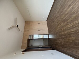 Room in 2.5 BHK Apartment at The Center Court Prime, Sector 88a – for Sale