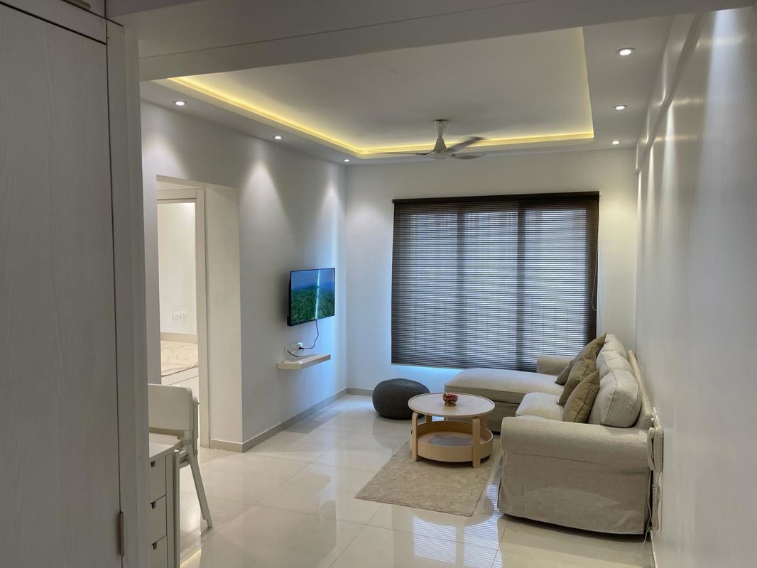 2 BHK 690 Sq.Ft. Apartment in Rustomjee Urbania Azziano