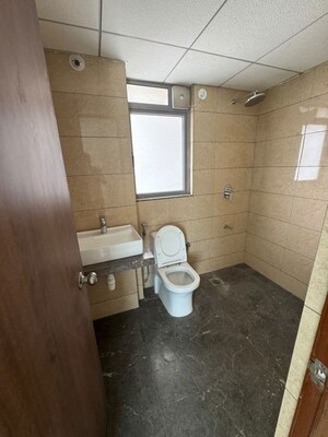 Bathroom in 3 BHK Apartment at Kalpataru Immensa, Kolshet Road – for Sale