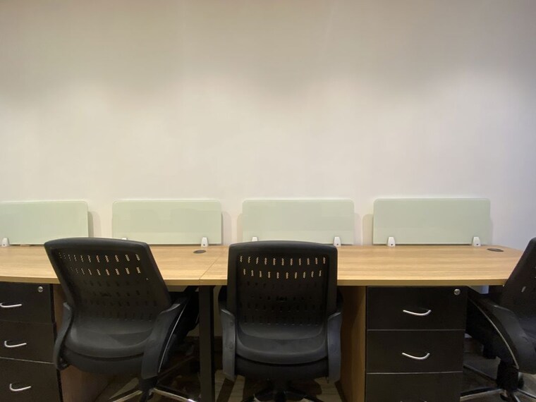 undefined, alphathum Commercial Office Space 1170 Sq.Ft. In Sector 90 Noida 10553545