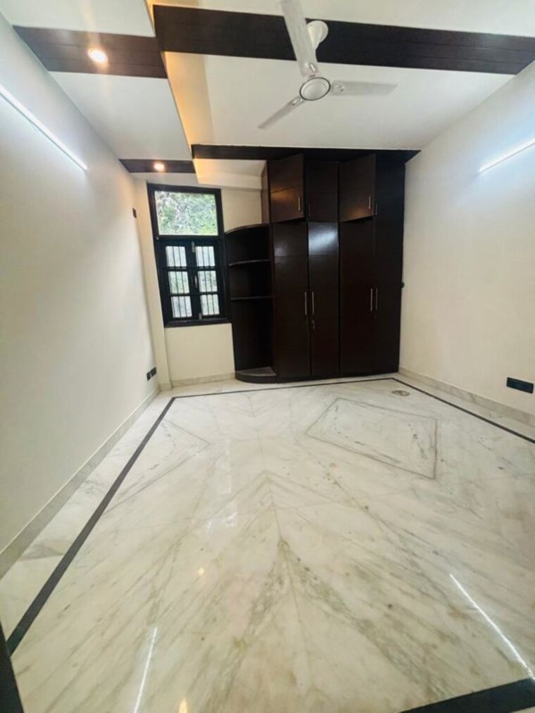 Room, lajpat nagar ii 3 Bedroom 1600 Sq.Ft. Builder Floor In Lajpat Nagar ii Delhi 10553553