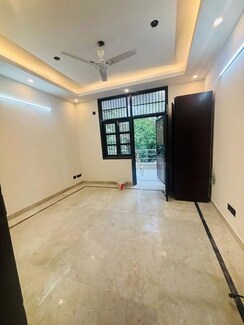 3 BHK + Servant Room Builder Floor For Sale in Lajpat Nagar II