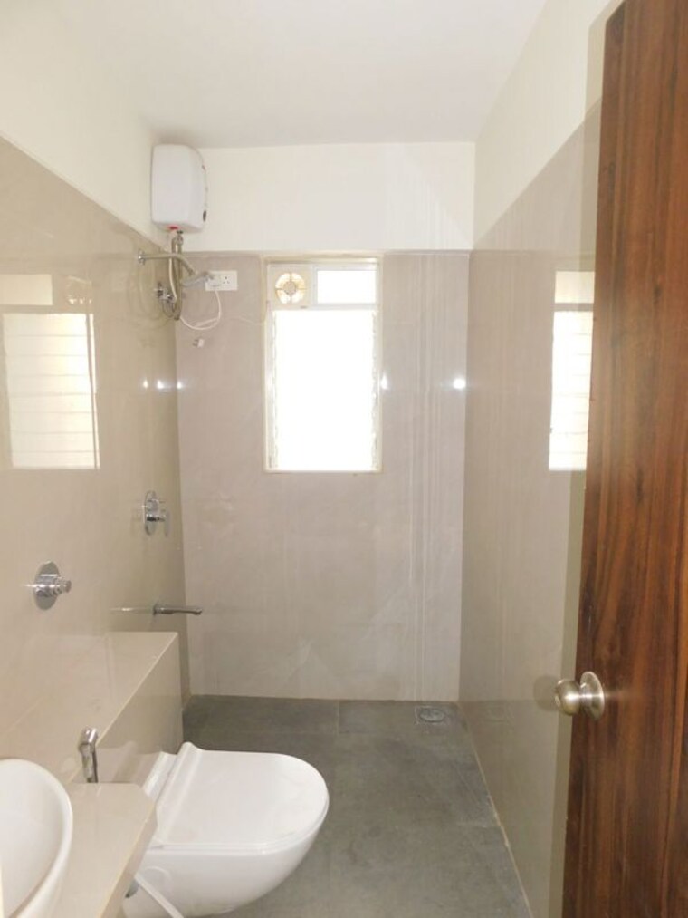 Bathroom, zee-manubharati 3 Bedroom 1087 Sq.Ft. Apartment In Andheri West Mumbai 10553563