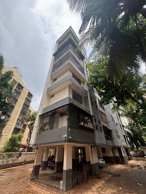 2 BHK Apartment – Exterior View View at Suyog Darshan Apartment, Andheri West - for Rent