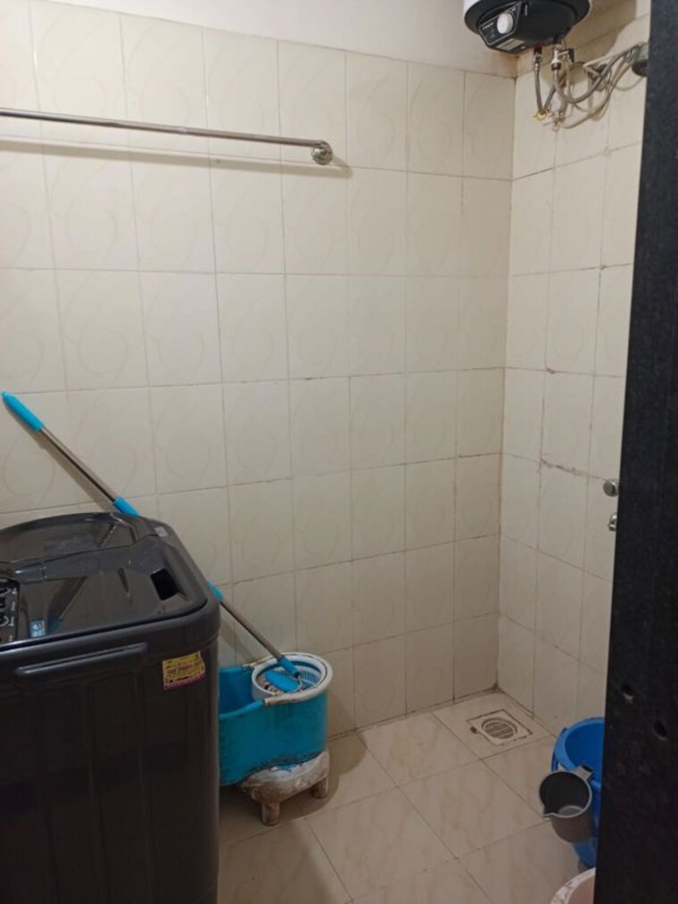 Bathroom, priyadarshani-chs 1 Bedroom 575 Sq.Ft. Apartment In Prabhadevi Mumbai 10553586