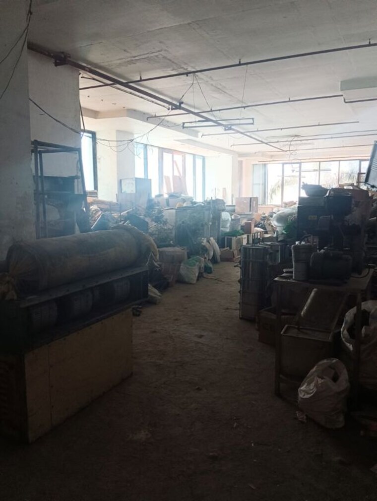 Team Area, naman-centre Commercial Office Space 3520 Sq.Ft. In Bandra East Mumbai 10553588