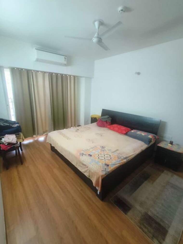 Bedroom, godrej-woods 4 Bedroom 2259 Sq.Ft. Apartment In Sector 43 Noida 10553593