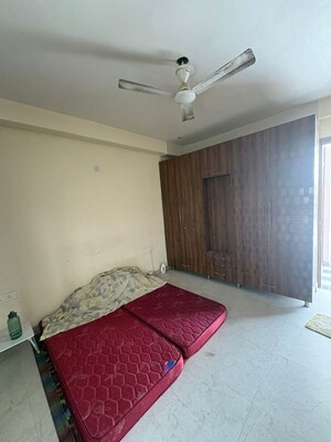 Bedroom in 1 BHK Independent House at Sector 23 – for Rent