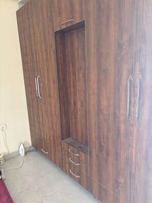 Furnished Amenities in 1 BHK Independent House at Sector 23 – for Rent