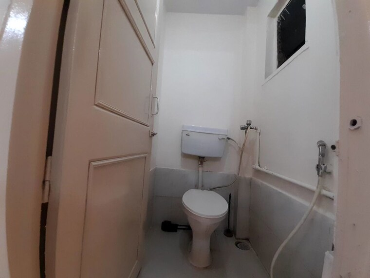 Bathroom, sunrise-chs-mhada 1 Bedroom 650 Sq.Ft. Apartment In Goregaon East Mumbai 10553643