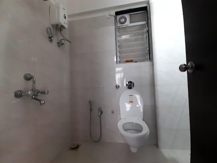 Bathroom, dgs-sheetal-tapovan 1 Bedroom 650 Sq.Ft. Apartment In Malad East Mumbai 10553649