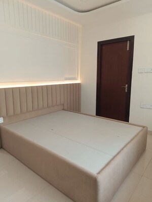 Room in 2 BHK Apartment at Aparna Zenon, Puppalaguda – for Rent