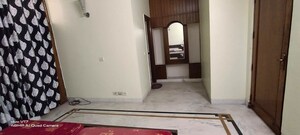 Room in 2 BHK Independent House at Sector 4 – for Rent