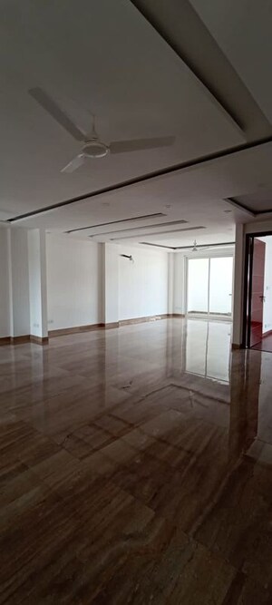 Room in 2 BHK Independent House at Sector 4 – for Rent