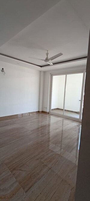 Room in 2 BHK Independent House at Sector 4 – for Rent