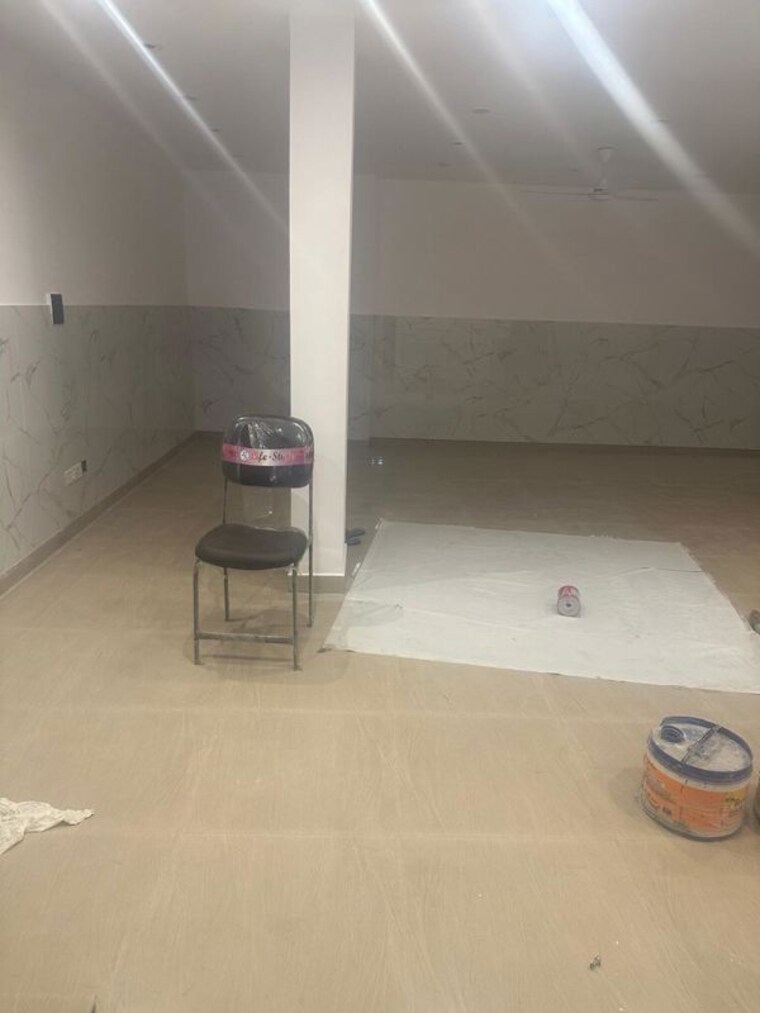 Bathroom, greater kailash Commercial Office Space 1500 Sq.Ft. In Greater Kailash Delhi 10553690