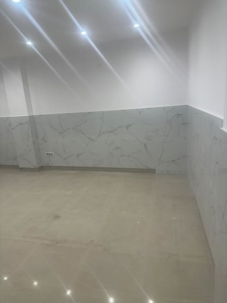 Bathroom, greater kailash Commercial Office Space 1500 Sq.Ft. In Greater Kailash Delhi 10553690