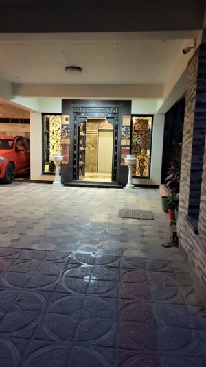 Parking in 5 BHK Independent House at Lahari Jublee hills, Jubilee Hills – for Rent