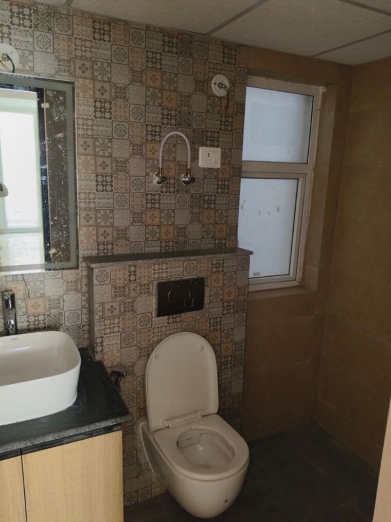 Bathroom, sector 19 2 Bedroom 1200 Sq.Ft. Independent House In Sector 19 Noida 10553711