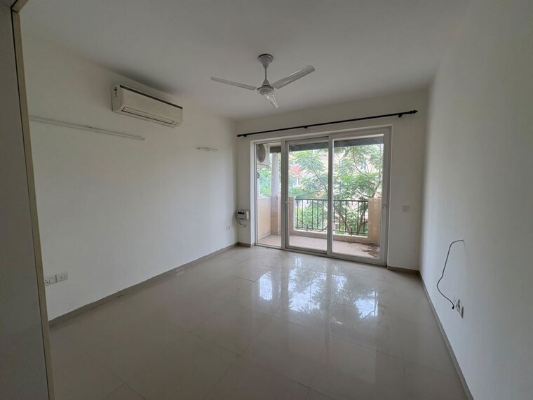 Room, emaar-mgf-emerald-hills 4 Bedroom 1980 Sq.Ft. Apartment In Sector 65 Gurgaon 10553707