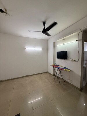 Room in 3 BHK Apartment at Gardenia Gateway, Sector 75 – for Rent